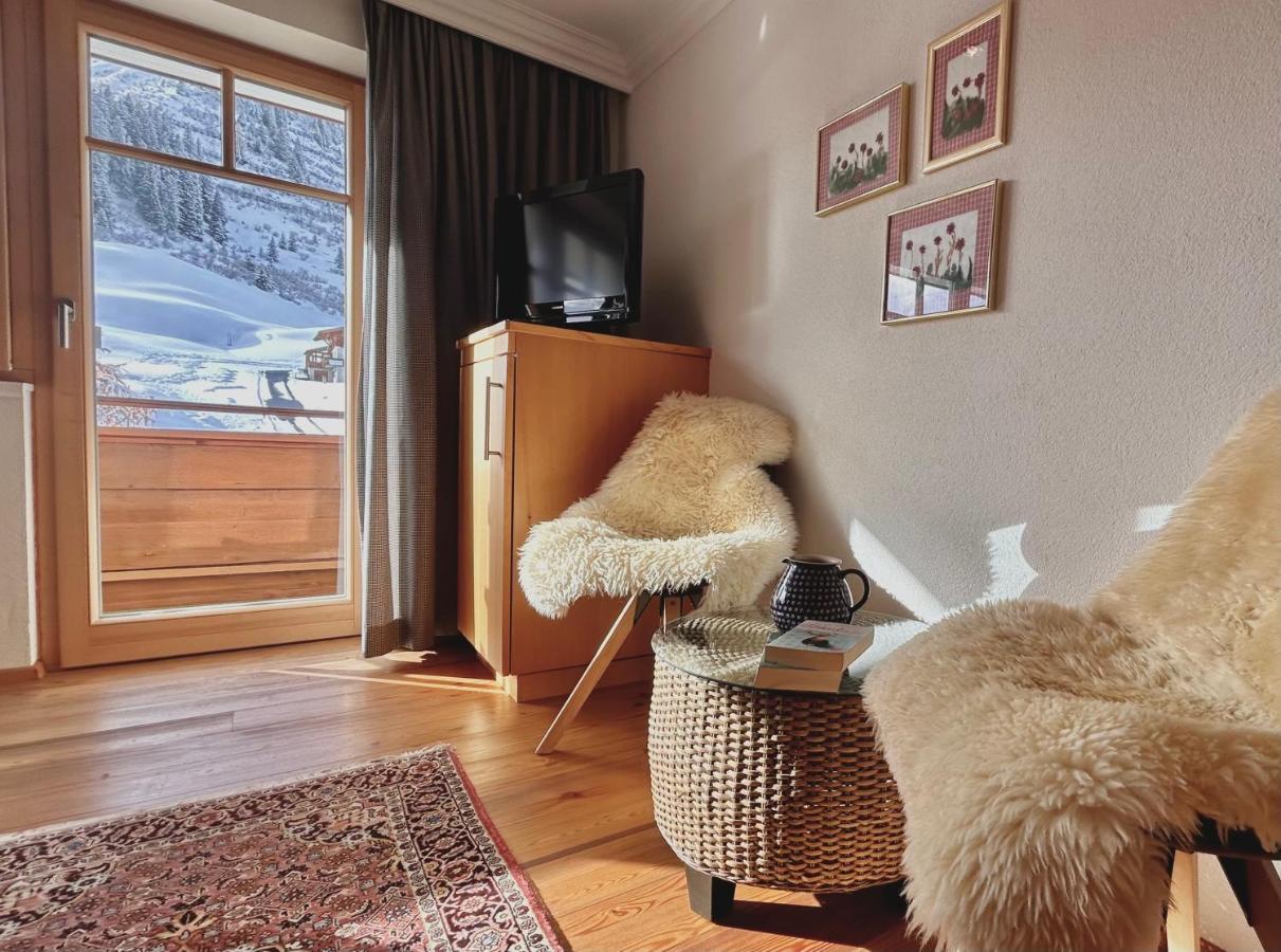 Haus Wallis By Stayfritz - Ski-In Ski-Out Zimmer 'Garni' Am Arlberg Warth  Экстерьер фото