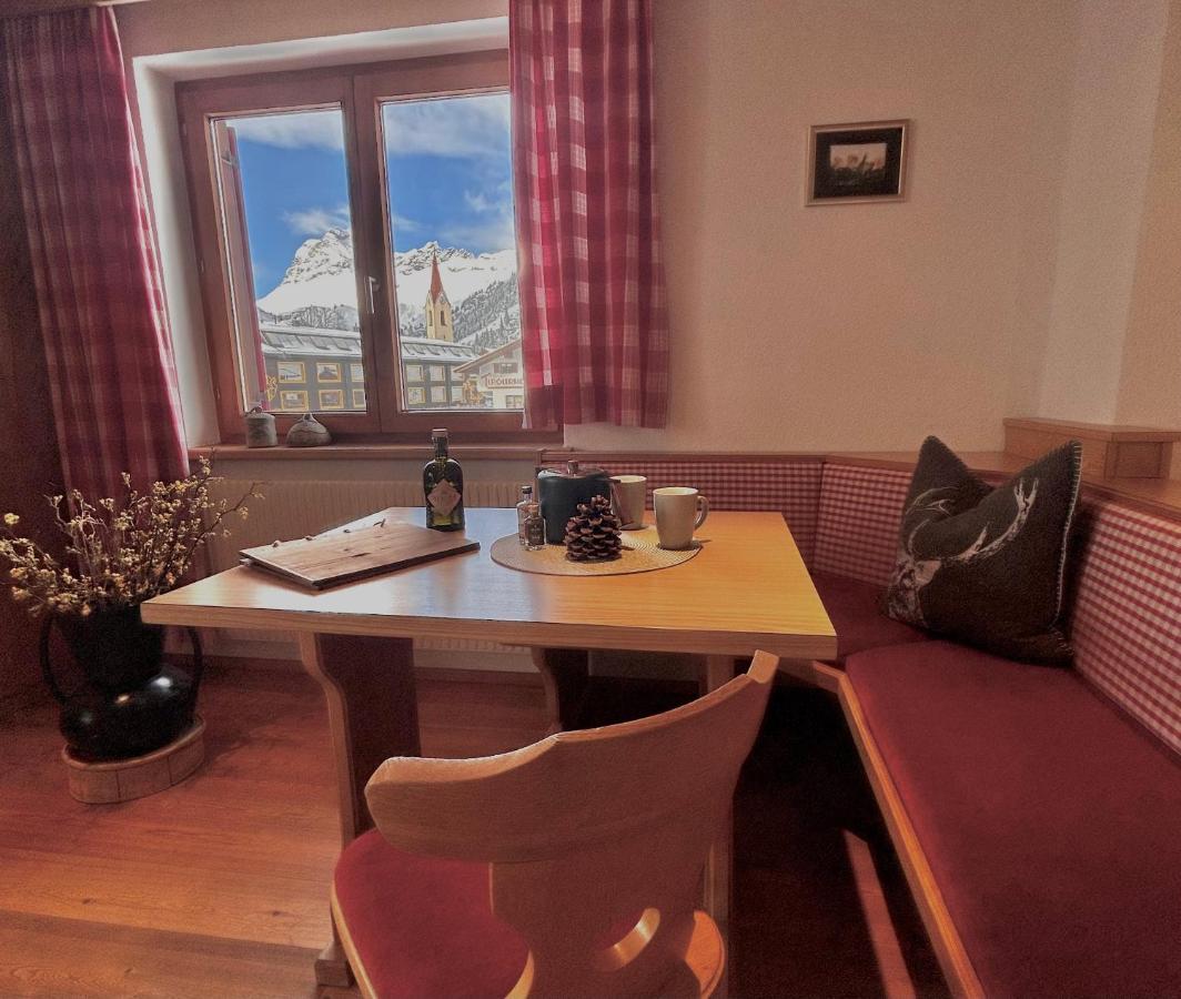 Haus Wallis By Stayfritz - Ski-In Ski-Out Zimmer 'Garni' Am Arlberg Warth  Экстерьер фото